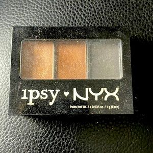 IPSY NYX EYESHADOW PALLET